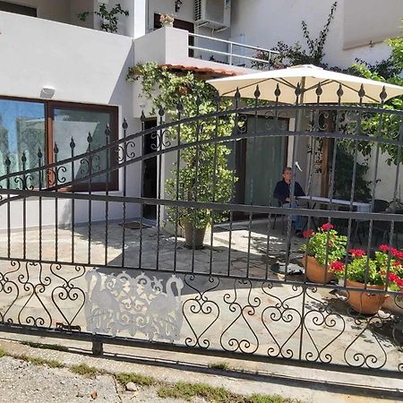 Ermionis Home PalaiónTsiflíkion Buitenkant foto